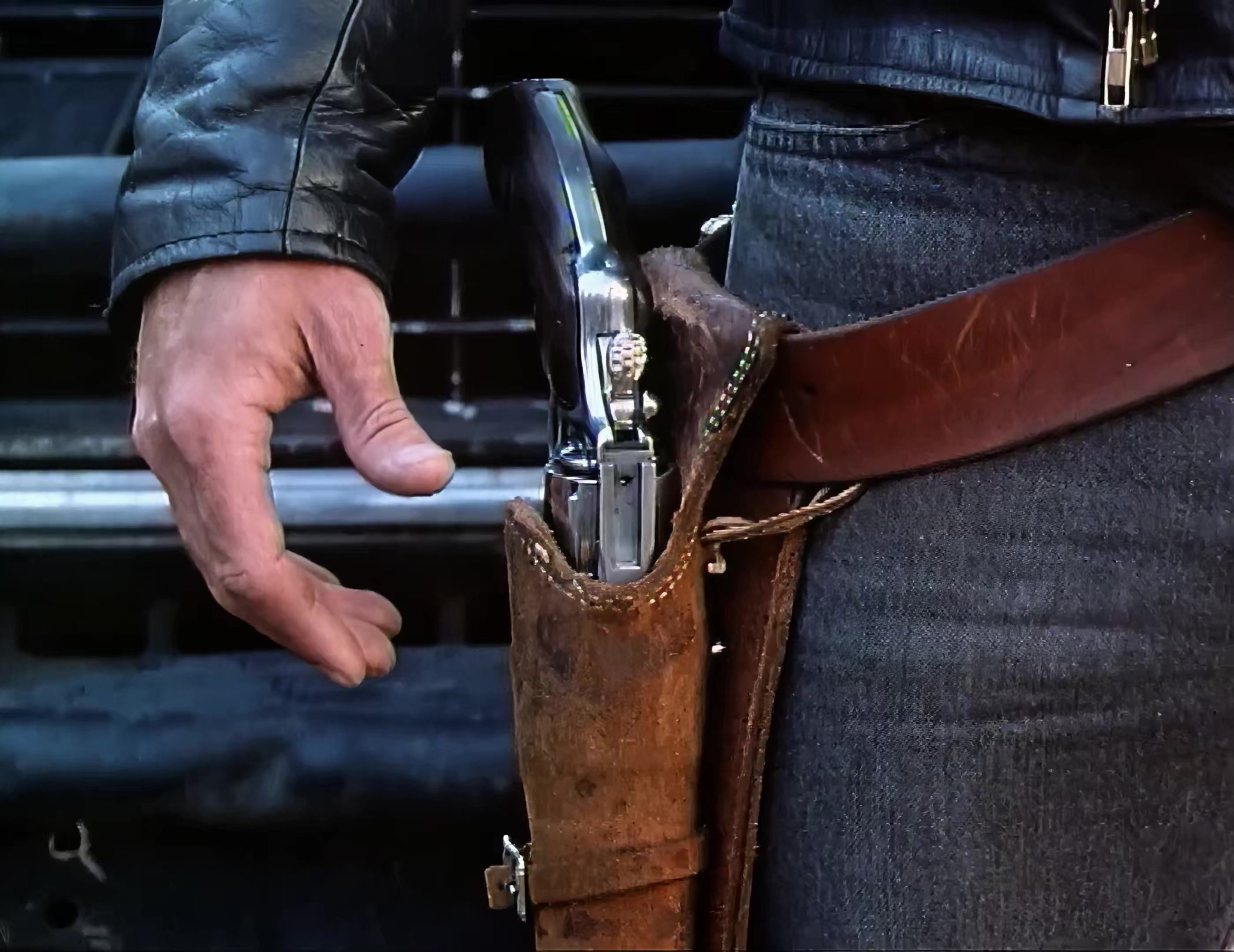 1990 机械手臂2 机器特勤组 Future.Zone.mp4_20260105_183057.646.jpg