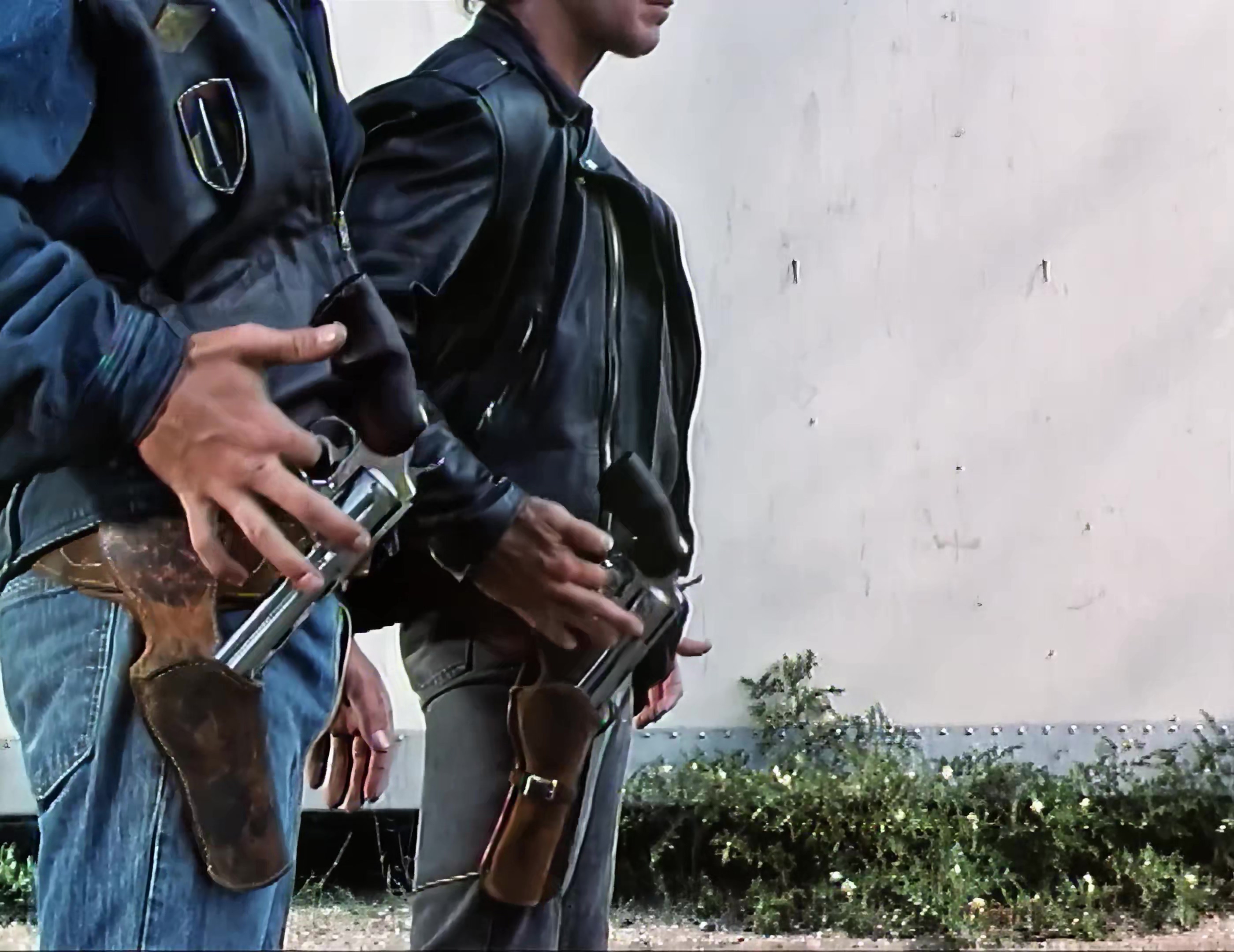 1990 机械手臂2 机器特勤组 Future.Zone.mp4_20260105_183225.830.jpg