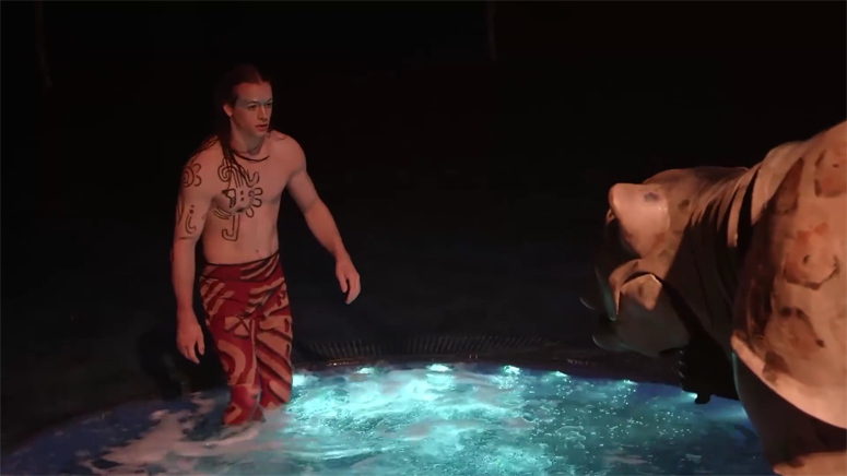 太阳马戏团_最后一场表演_[00_52_37][20260214-142147] 副本.png