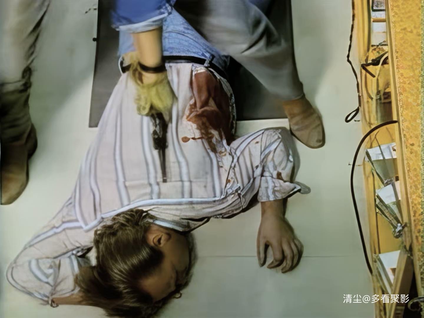 1992 海岸特警 Miami Beach Cops.mkv_20260322_114257.990.jpg