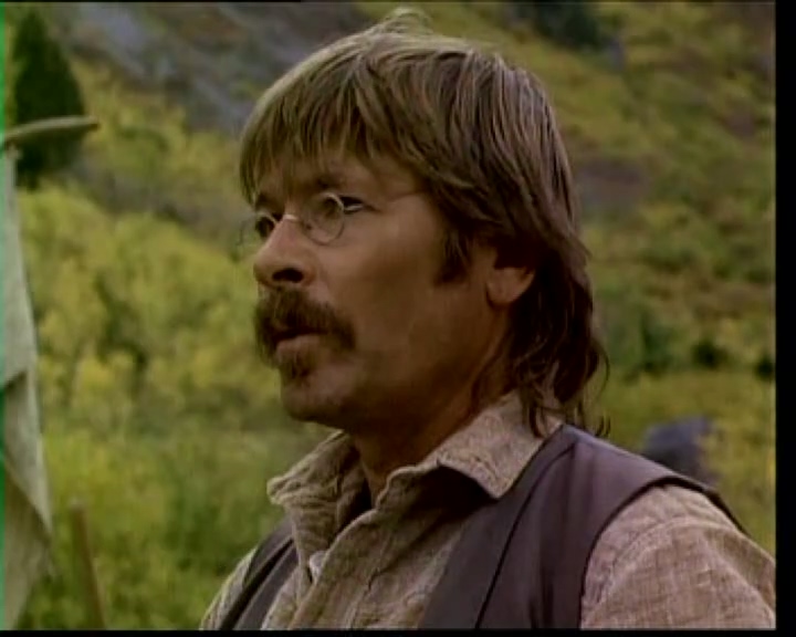 Walking Thunder.mp4_001200.120.jpg