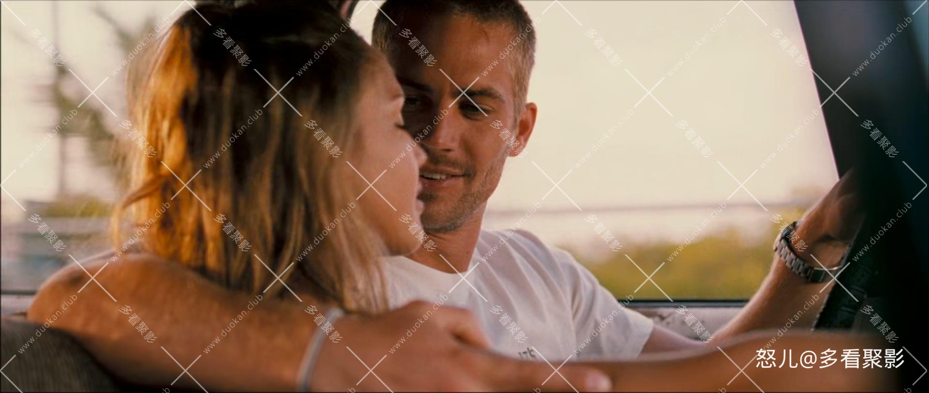 碧海追踪.Into.the.Blue.2005.1080p.BluRay.x265.2audio-RARBG (1).mkv_20260414_101612.023.jpg