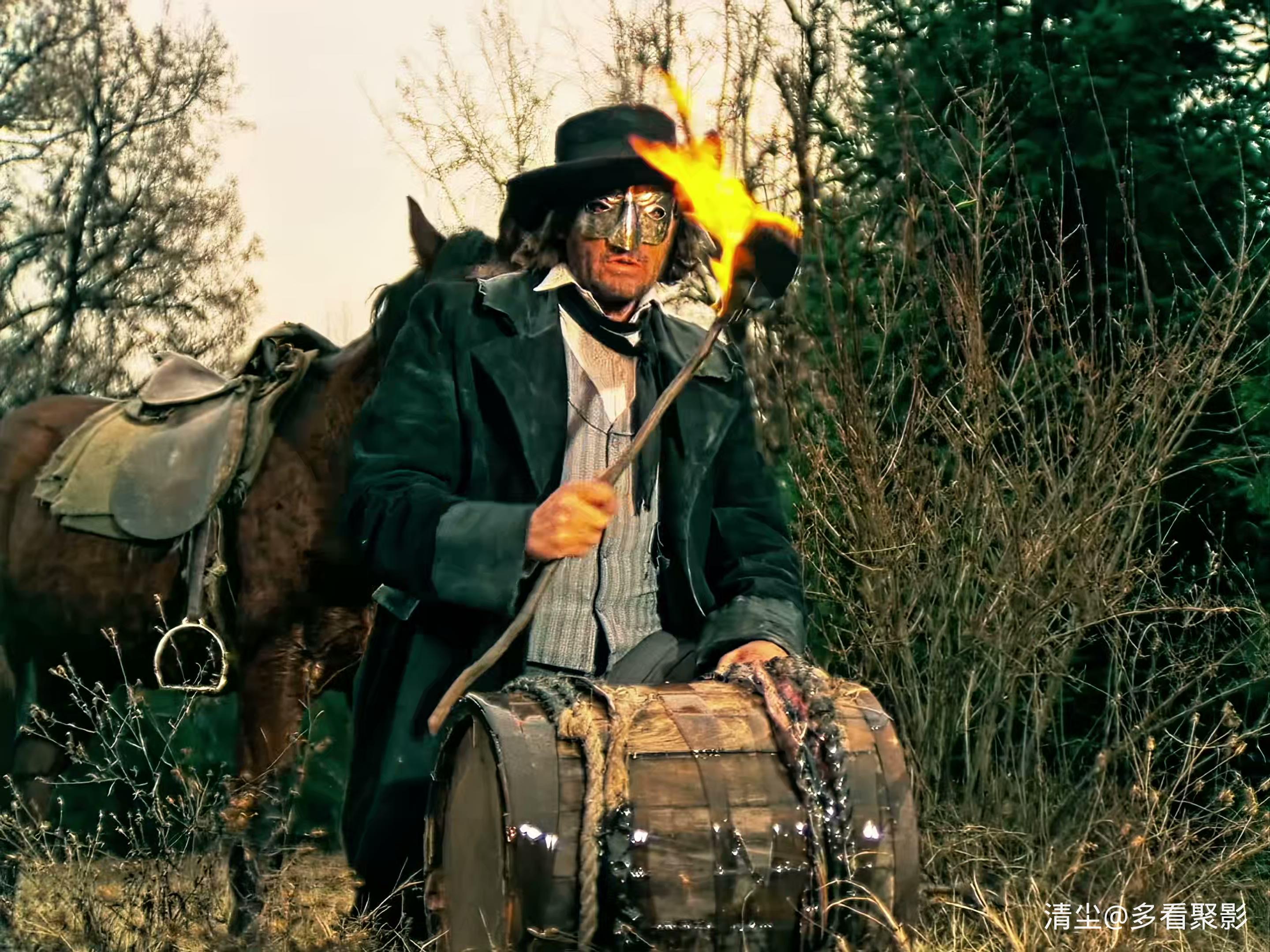 1985 银面具 Masca de argint.mp4_20260422_160647.949.jpg